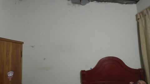 Dylon online show from October 5, 12:03 am