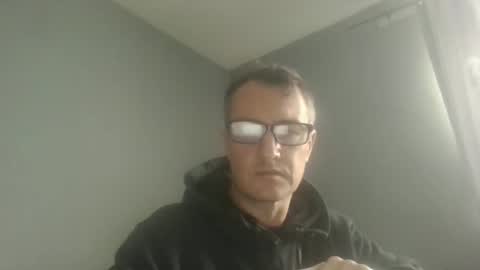 Dazzill online show from February 17, 3:00 pm