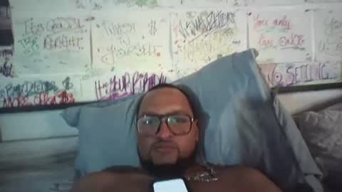 dbeamon92 online show from July 7, 7:50 pm