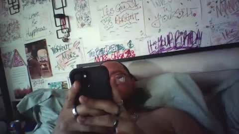 dbeamon92 online show from March 29, 3:23 pm