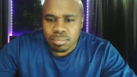 Snapshot of dcrush76 chatting on February 14, 4:26 am DCrush online show from February 14, 4:26 am