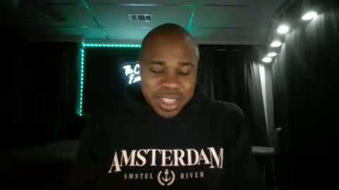 Snapshot of dcrush76 chatting on January 20, 4:54 am DCrush online show from January 20, 4:54 am