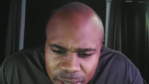 Snapshot of dcrush76 chatting on December 20, 5:47 am DCrush online show from December 20, 5:47 am