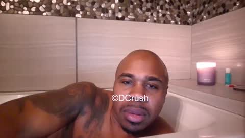 Snapshot of dcrush76 chatting on January 8, 5:05 am DCrush online show from January 8, 5:05 am