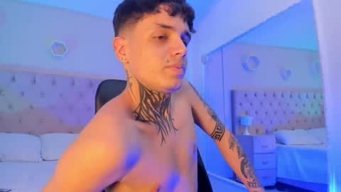 declan_fox online show from October 18, 5:56 am