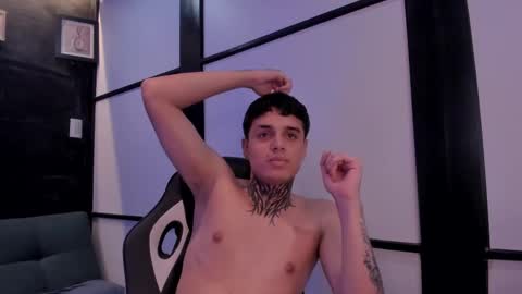 declan_fox online show from October 6, 4:55 pm