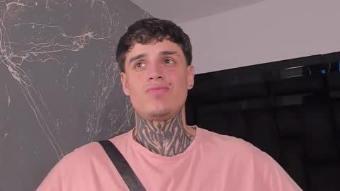 declan_fox online show from November 19, 4:45 am