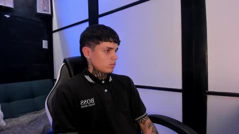 declan_fox online show from October 5, 4:44 pm