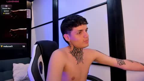 declan_fox online show from October 4, 4:34 pm