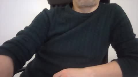 Snapshot of deeply_shallow chatting on February 25, 6:31 pm deeply_shallow online show from February 25, 6:31 pm