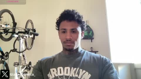 deepthroatfucker_ccs online show from April 4, 8:00 am