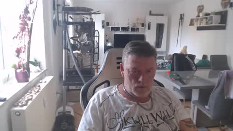 deinprinz2312 online show from October 20, 12:42 pm