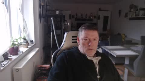 Snapshot of deinprinz2312 chatting on January 26, 7:32 am deinprinz2312 online show from January 26, 7:32 am