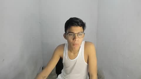 deivi_colins online show from November 19, 1:38 am