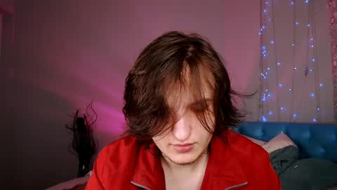 Alex online show from April 4, 6:32 am