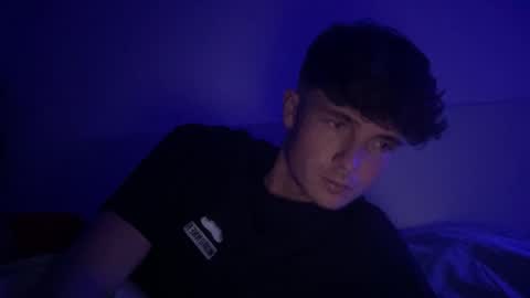 deletingthislater07 online show from November 30, 10:12 pm