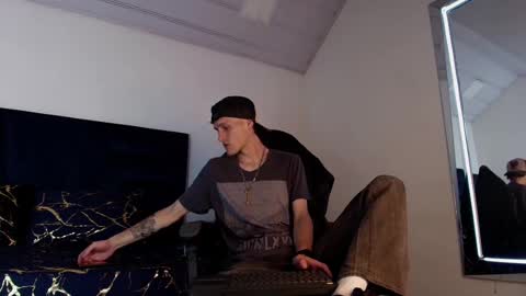 Demian Prince online show from March 12, 4:30 am