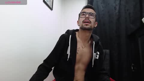 demian_val_4 online show from February 6, 11:18 am