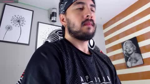 Demon Salvatore online show from November 15, 3:52 am