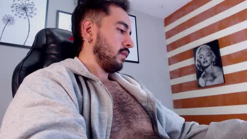 Demon Salvatore online show from October 27, 1:30 am