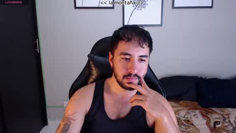 Demon Salvatore online show from September 25, 1:15 am