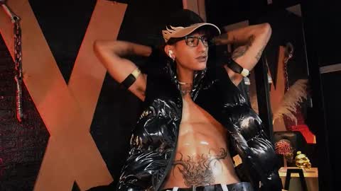 Snapshot of demonkush_ chatting on September 9, 6:24 am DemonKush online show from September 9, 6:24 am