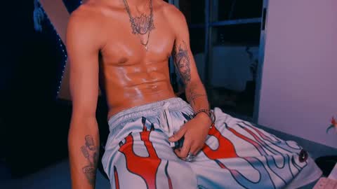 Snapshot of demonkush_ chatting on January 16, 6:14 am DemonKush online show from January 16, 6:14 am