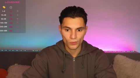 Den online show from November 6, 10:07 am