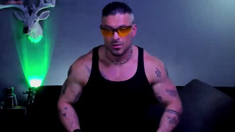 dennis_cox_ online show from February 10, 1:10 am