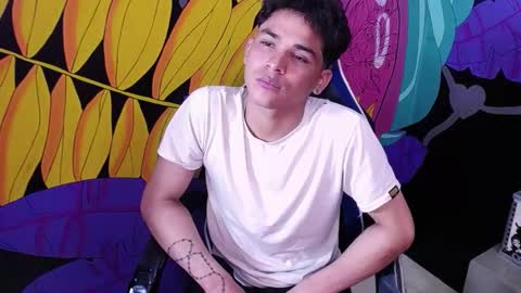 Denverr    online show from November 24, 12:50 pm