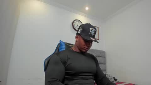 Snapshot of deonjhonson chatting on March 8, 11:39 pm deon jhonson online show from March 8, 11:39 pm