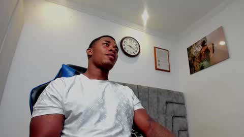 Snapshot of deonjhonson chatting on September 13, 2:23 am deon jhonson online show from September 13, 2:23 am