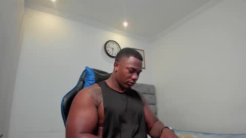 Snapshot of deonjhonson chatting on February 21, 10:48 pm deon jhonson online show from February 21, 10:48 pm