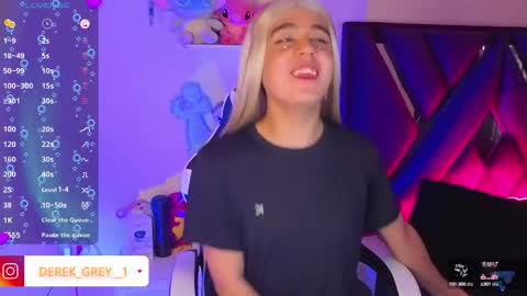 derek grey online show from October 10, 5:18 pm