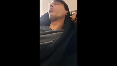 derekato online show from March 1, 2:28 pm