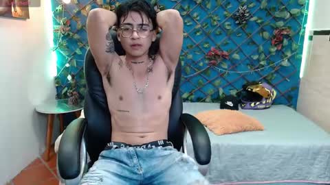 dereck online show from September 30, 3:34 am