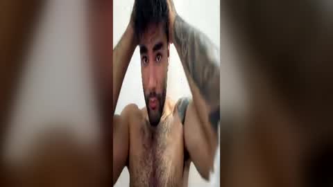derekw_1 online show from June 29, 5:35 pm