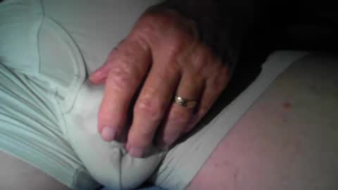 Snapshot of derf551954 chatting on October 4, 10:42 am Fred online show from October 4, 10:42 am