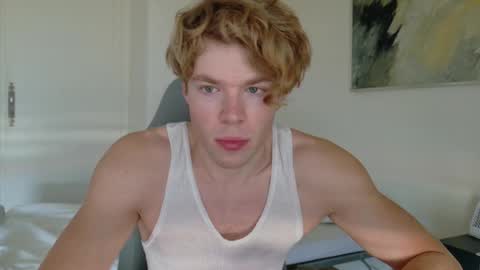 desaad_98 online show from March 1, 9:40 am