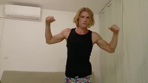 desaad_98 online show from September 22, 9:36 pm