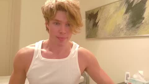 desaad_98 online show from March 7, 7:49 pm