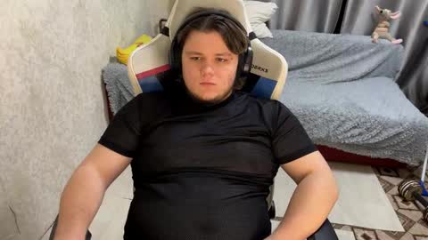 desiredude9 online show from October 7, 6:45 pm