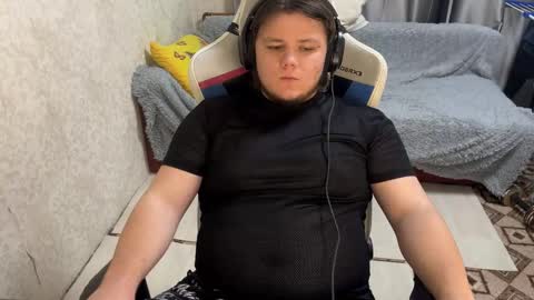 desiredude9 online show from October 5, 6:01 pm