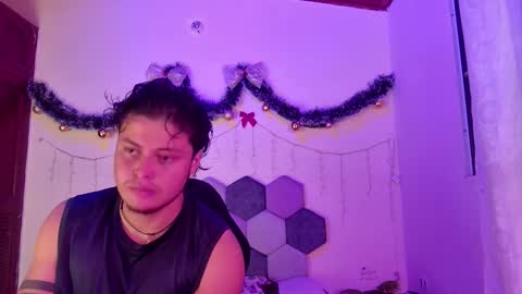 TORI AND MR. BEAR online show from November 30, 2:08 pm