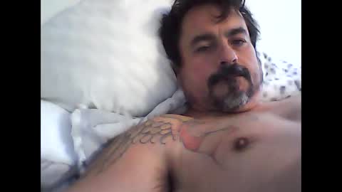 deslongchamps69 online show from January 12, 1:58 pm