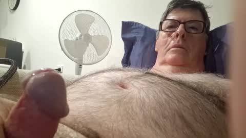 Desmon1958 online show from March 24, 7:07 pm