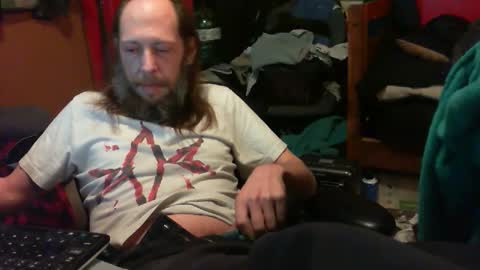 Snapshot of desolation2012 chatting on February 20, 6:39 am desolation2012 online show from February 20, 6:39 am