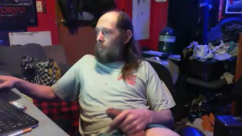 Snapshot of desolation2012 chatting on February 6, 5:57 am desolation2012 online show from February 6, 5:57 am