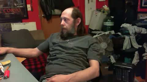 Snapshot of desolation2012 chatting on January 27, 8:40 am desolation2012 online show from January 27, 8:40 am