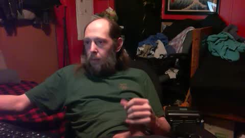 Snapshot of desolation2012 chatting on February 1, 6:43 am desolation2012 online show from February 1, 6:43 am